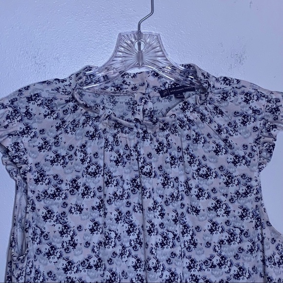 ADRIANNE PAPELL Blue Floral Flutter Sleeve Ruffled High Neck Blouse - Picture 2 of 10